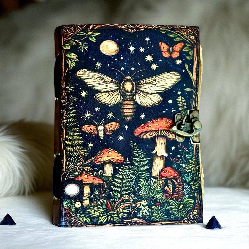Leather Journal Blank Vintage Notebook with Mushroom Print