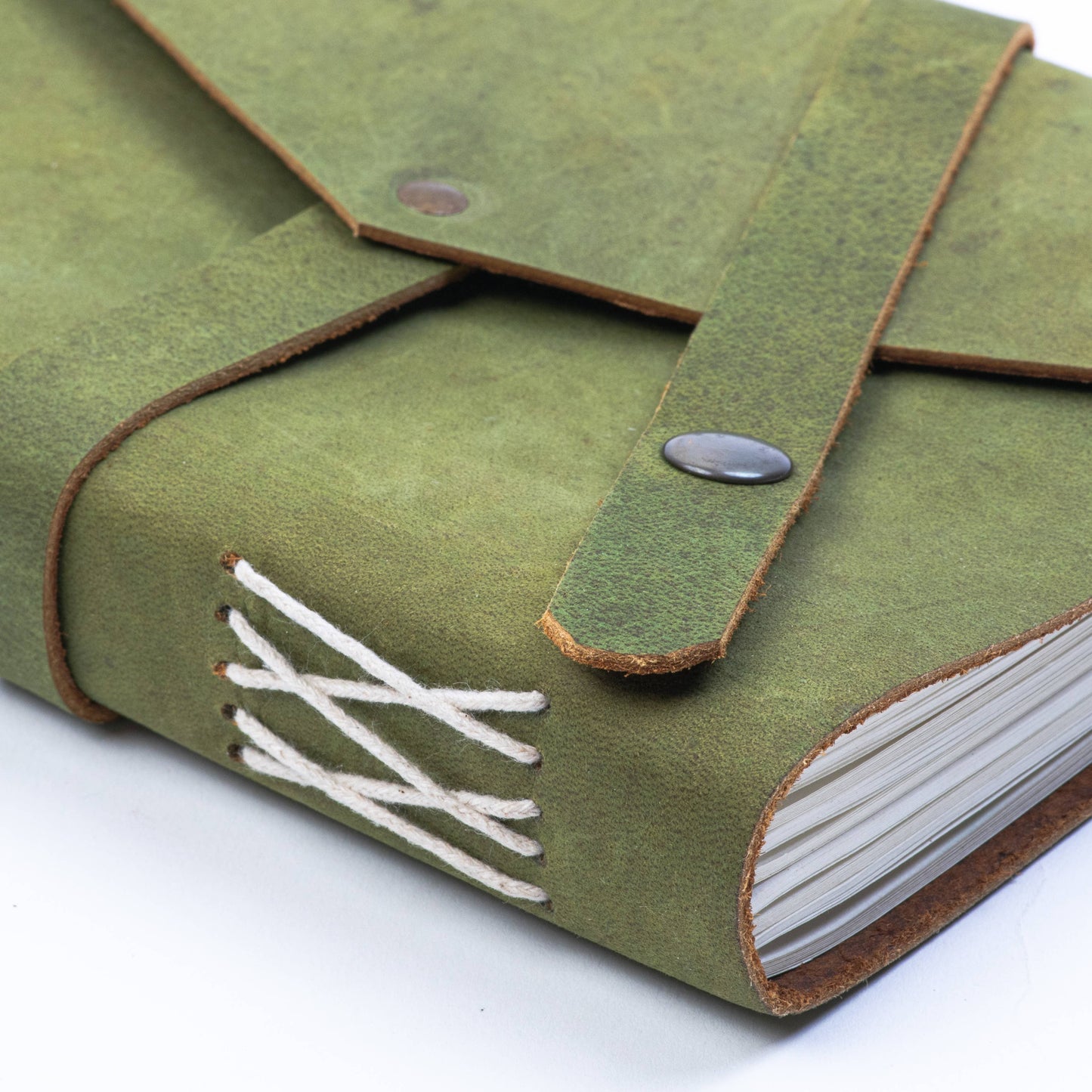 Leather journal diary with Unruled/Ruled page Travel journal: Unlined