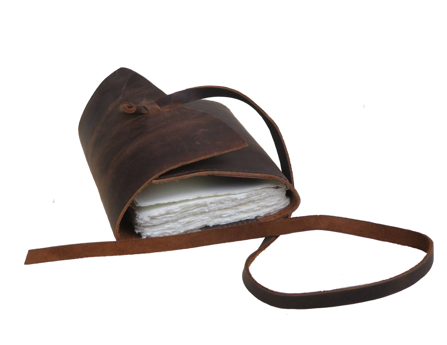 Oiled leather notebook with handmade parchment paper inside: 9 x 12 cm