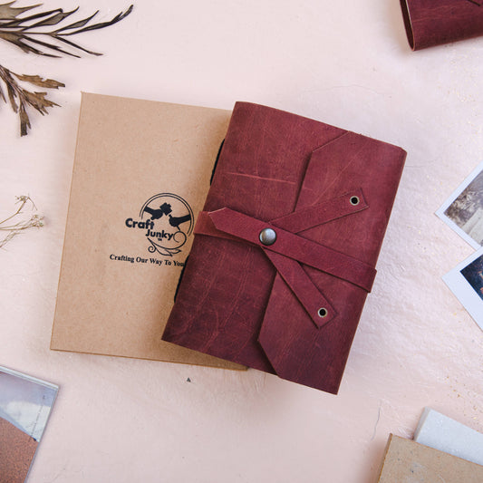Leather journal diary with Blank & Ruled page Travel journal: Unlined