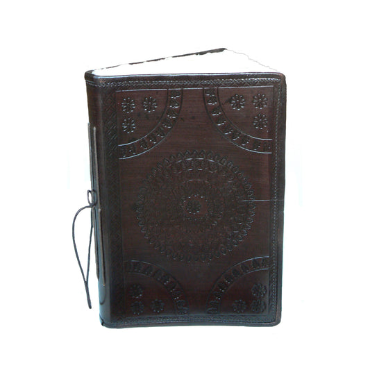 Authentic leather and parchment paper notebook: 9 x 13 cm