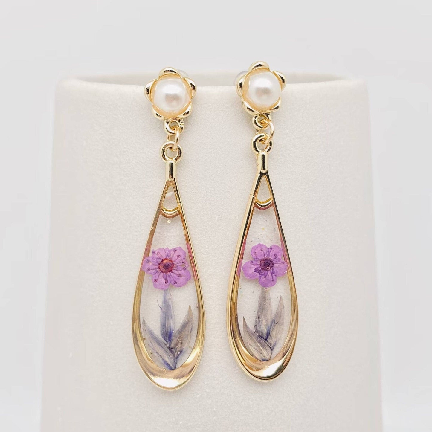Dried Flowers Daffodil Post Earrings - PDF: Pink
