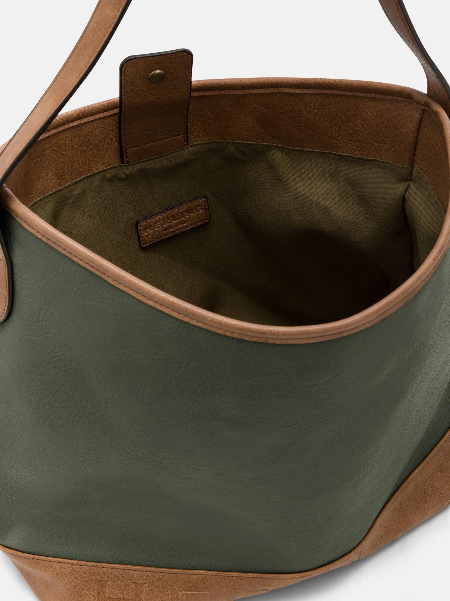 Quincy: COFFEE BROWN