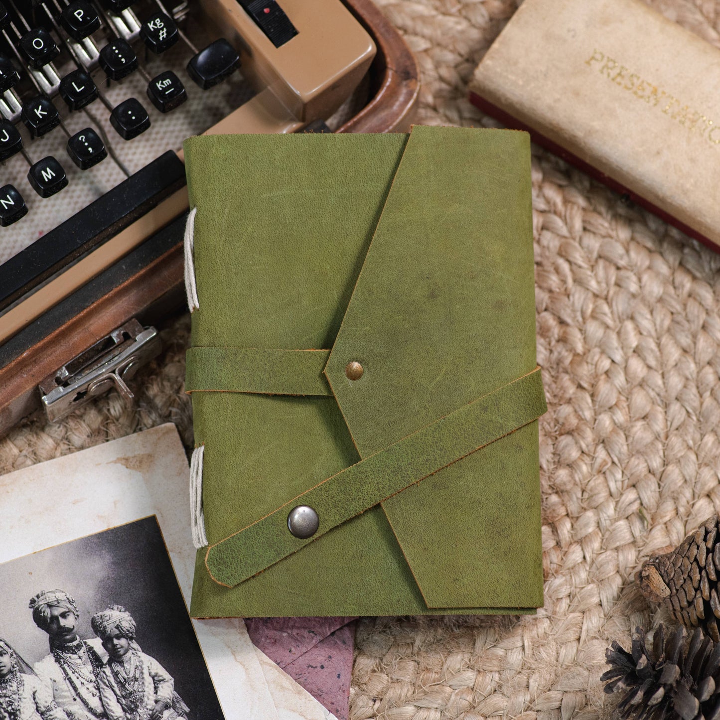 Leather journal diary with Unruled/Ruled page Travel journal: Unlined