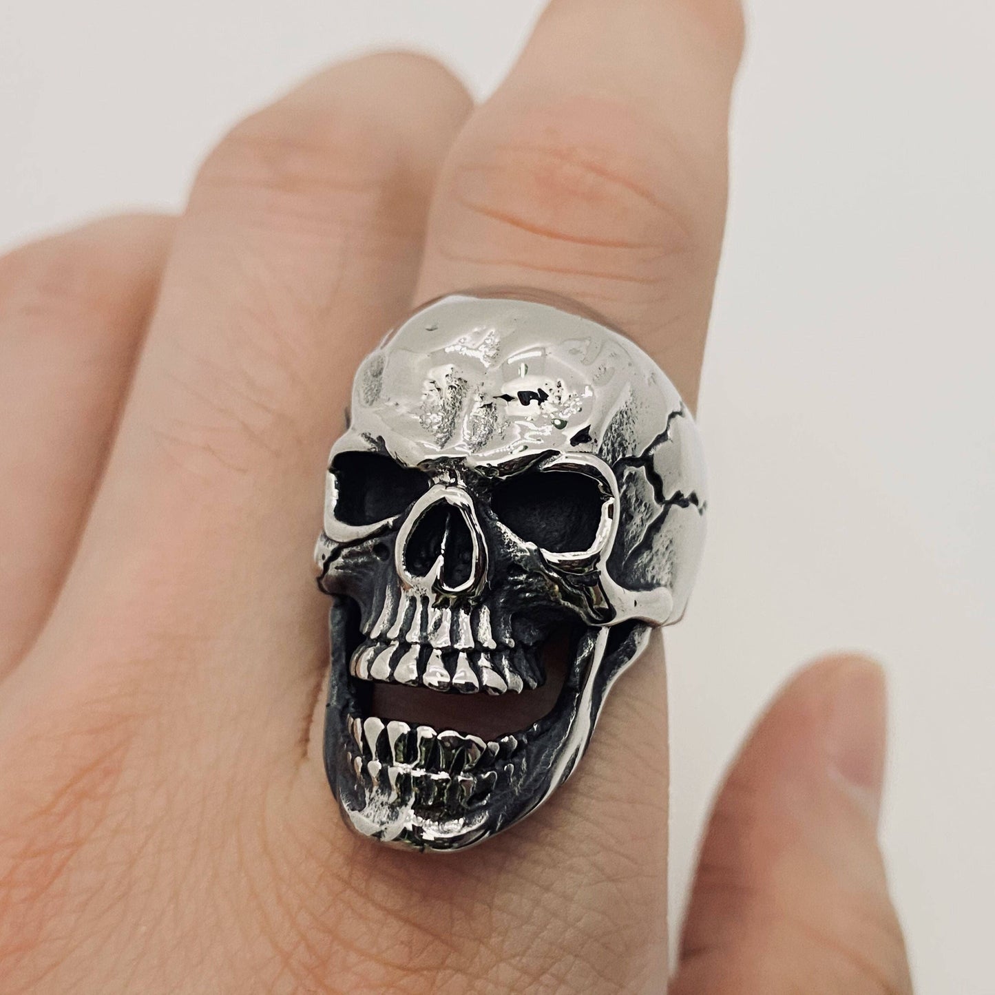 MJ/MR/GT - High Quality Men's Stainless Steel Skull Rings