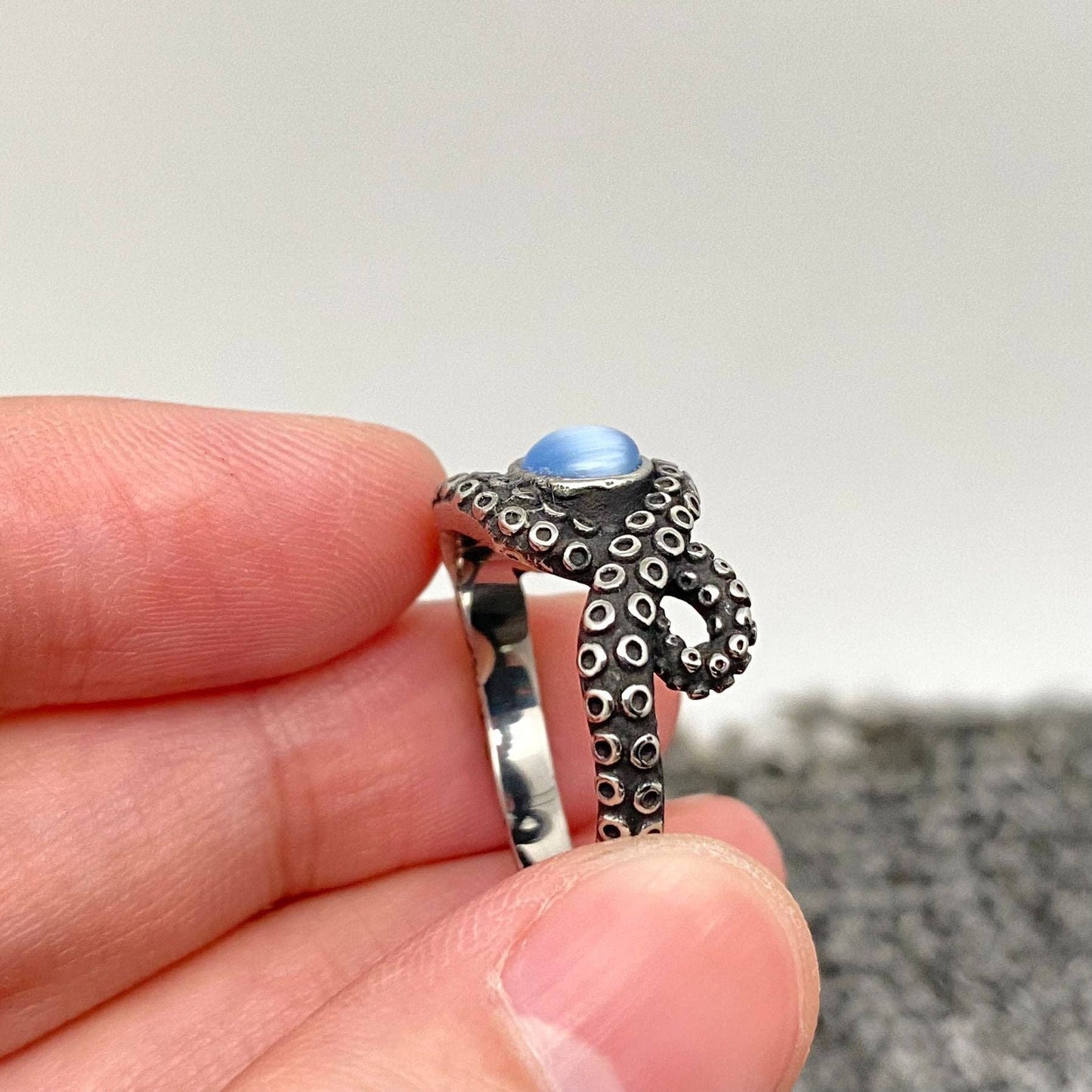 Blue Gemstone Octopus Tentacle Stainless Steel Ring - MR: 10