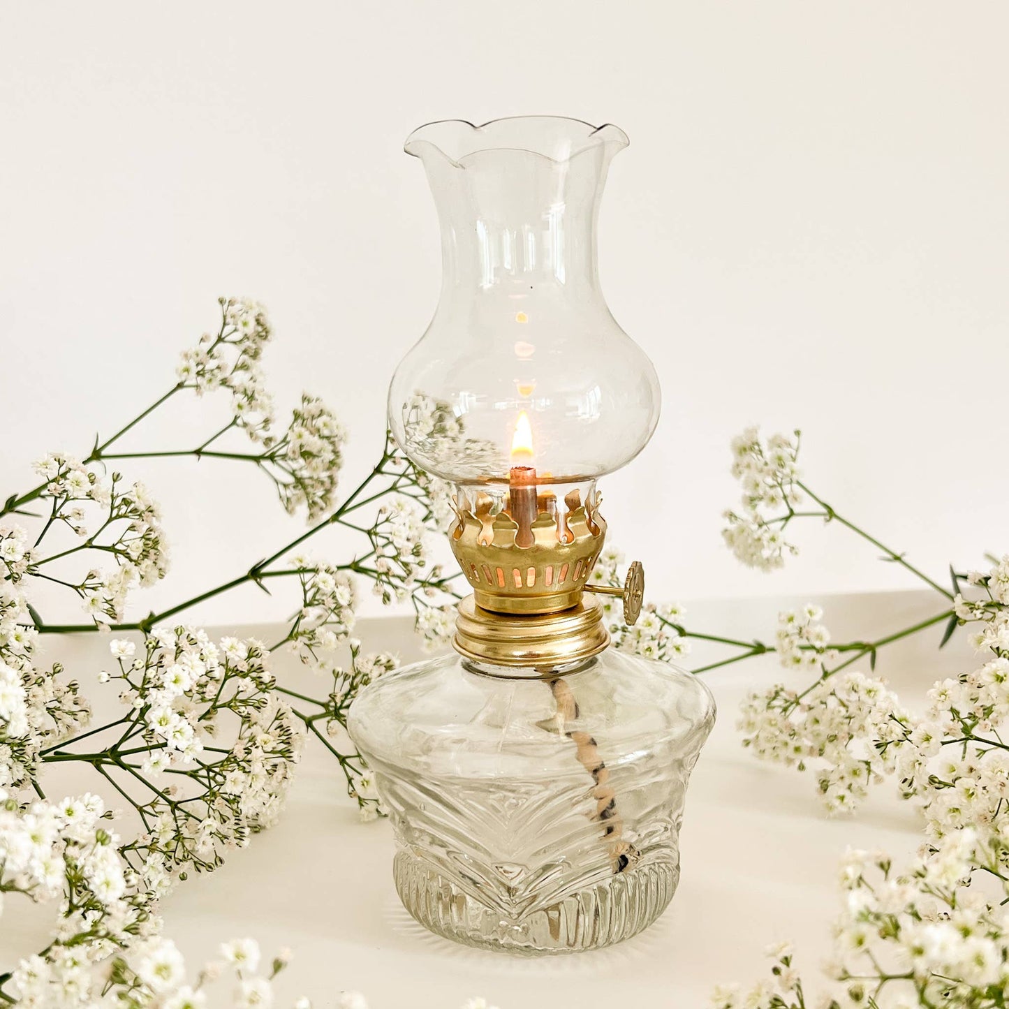 Vintage style oil lamp
