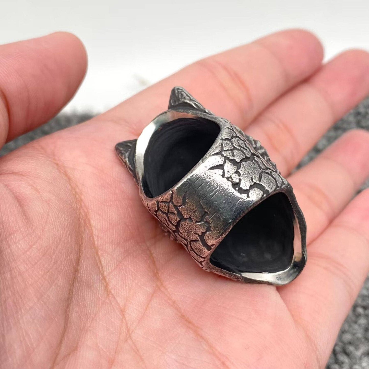 Wolf Head Smear Blackening Stainless Steel Ring - MJ/MR