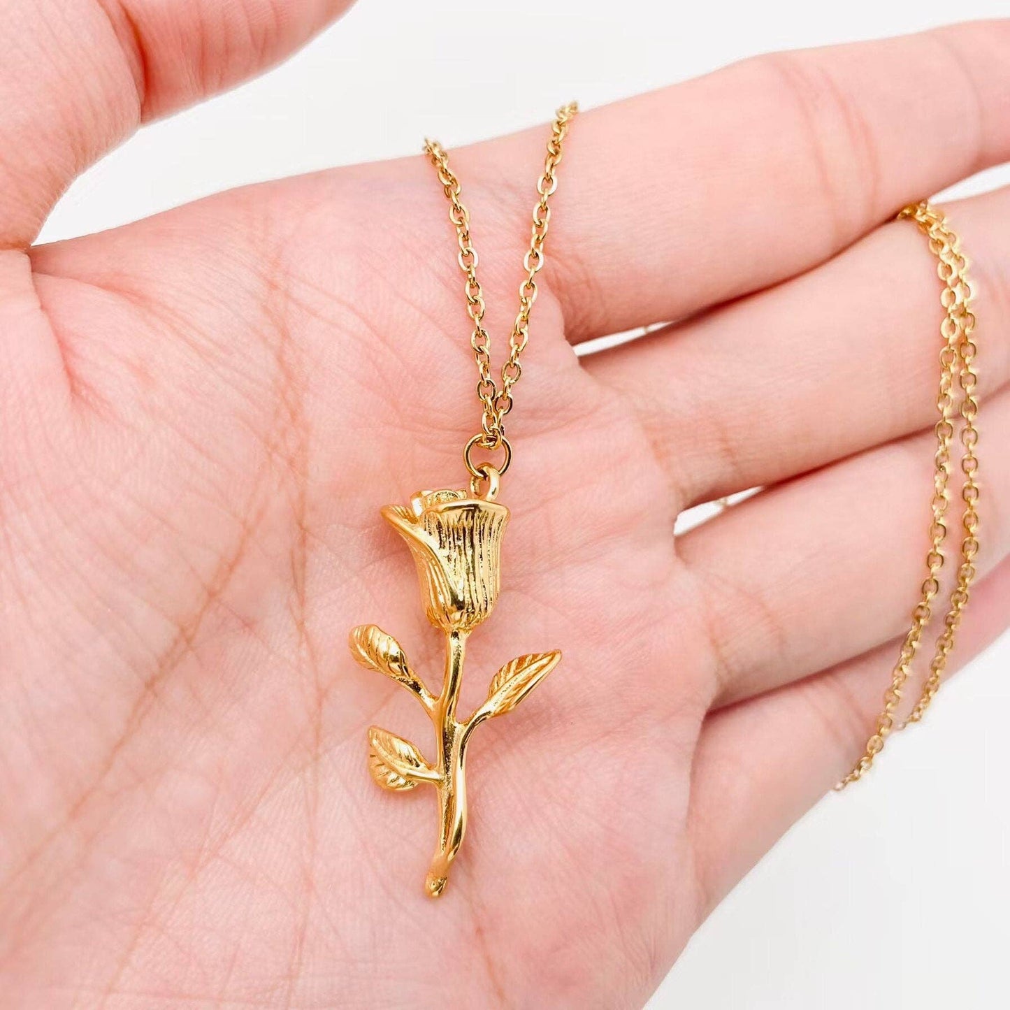 18K Gold Plated Stainless Steel Rose Pendant Necklace - FGS