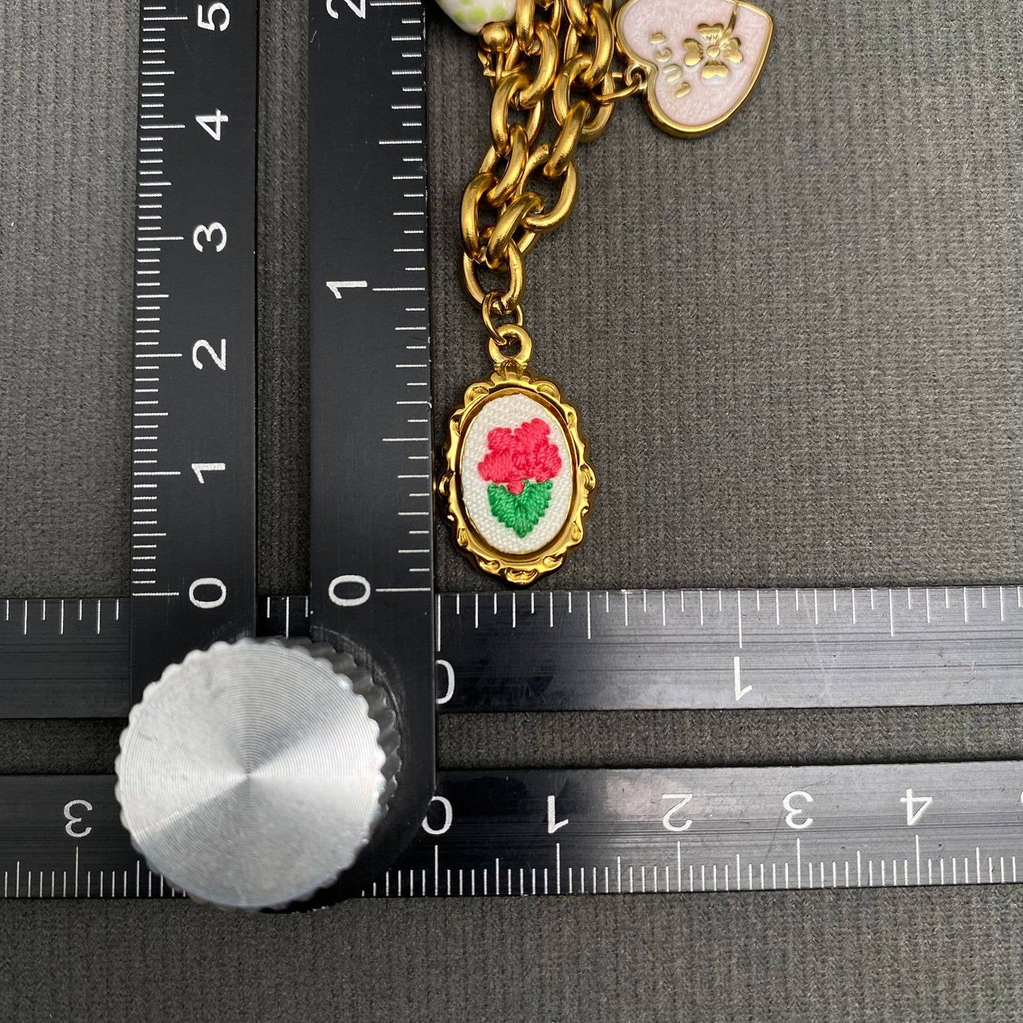 Rosa Blume 18K vergoldetes Edelstahlarmband
