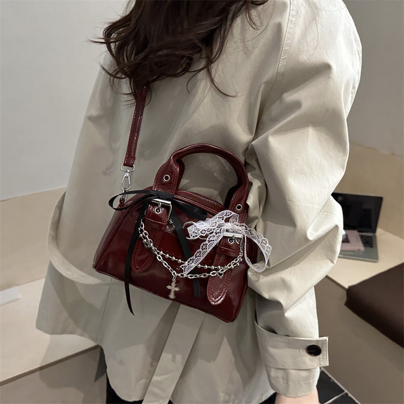 Y2K Gothic Leopard Print Shoulder Bag For Women Sweet Cool Patent PU Leather Handbag With Cross Chain Lace Bow Decor