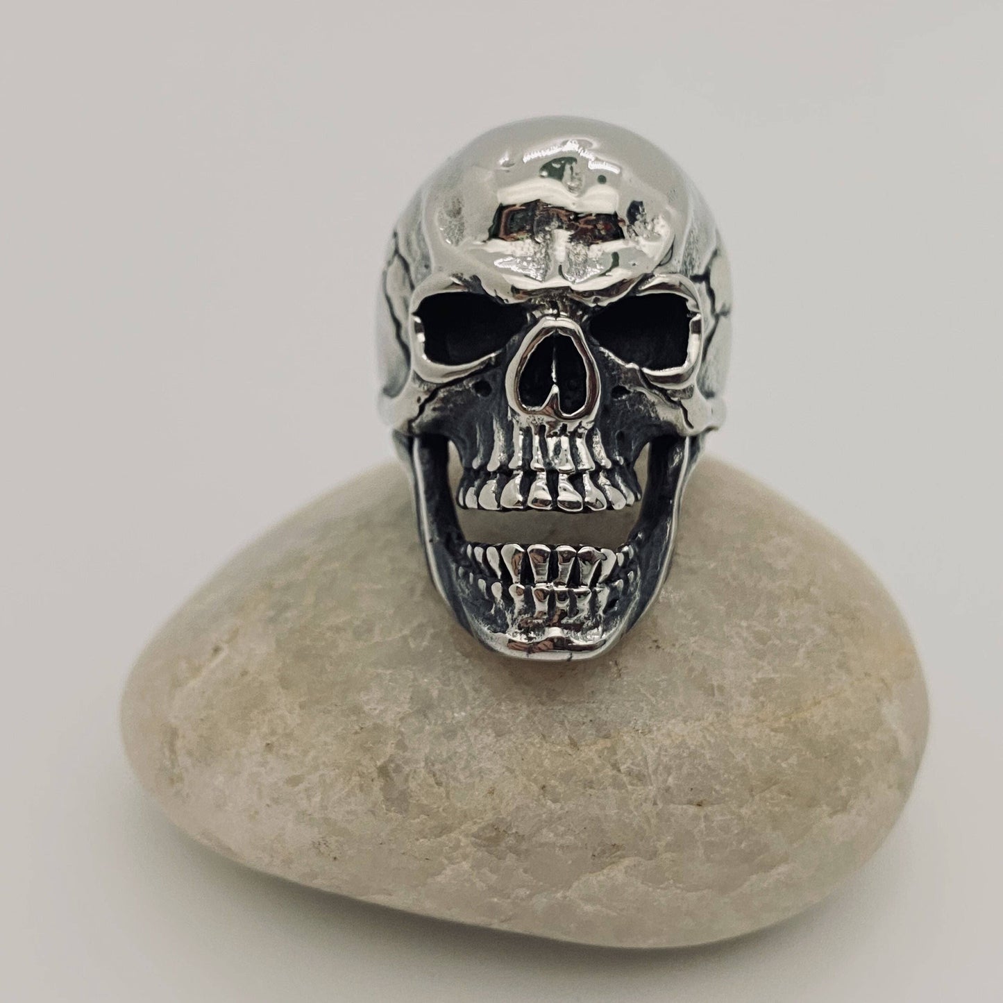 MJ/MR/GT - High Quality Men's Stainless Steel Skull Rings