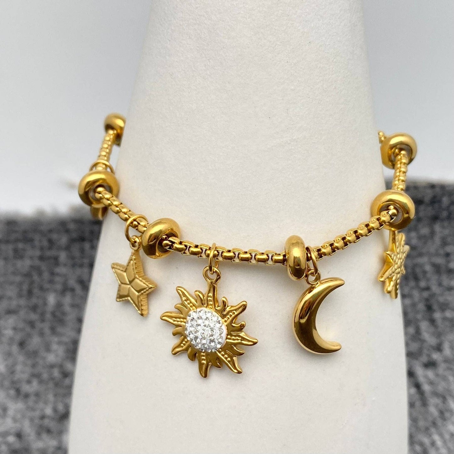 Stern- & Mond- & Sonnen- & Herz-Anhänger 18K Goldarmband - FGS/MS