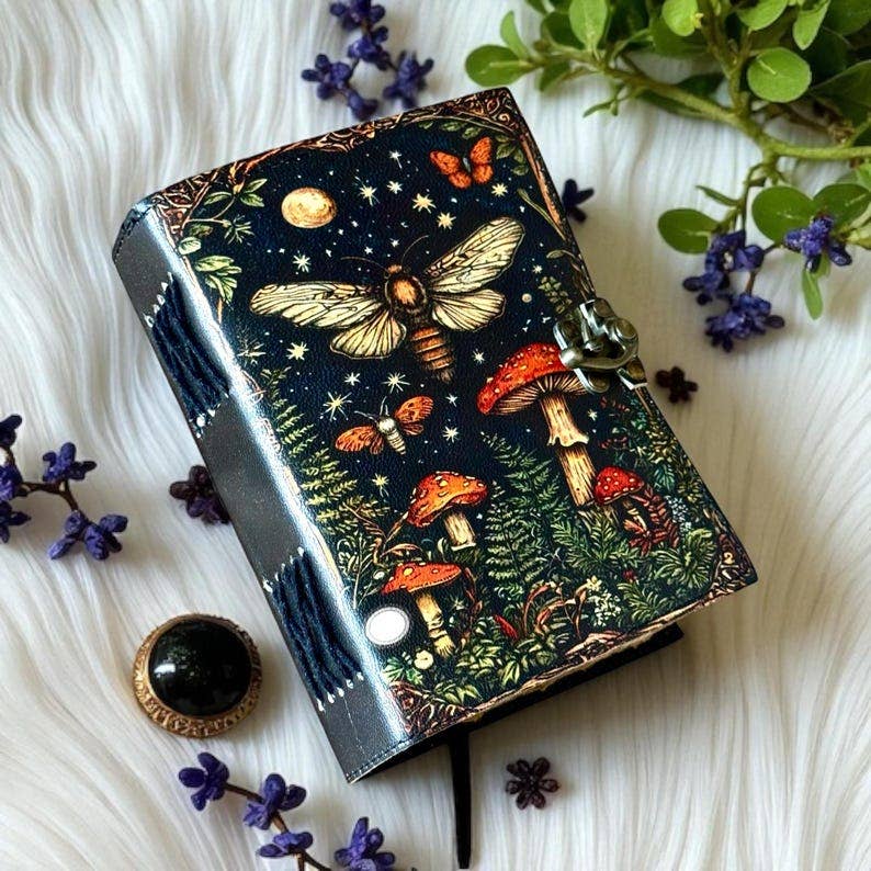 Leather Journal Blank Vintage Notebook with Mushroom Print
