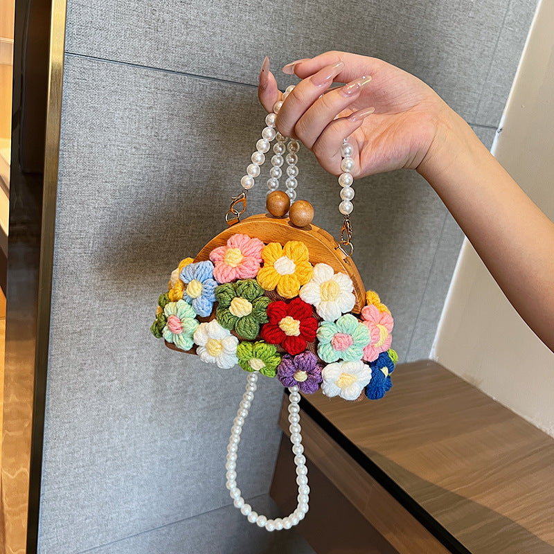 Handmade Knitted Flower Shell Bag With Wooden Clasp And Artificial Pearl Chain Strap Elegant Crochet Crossbody For Women
