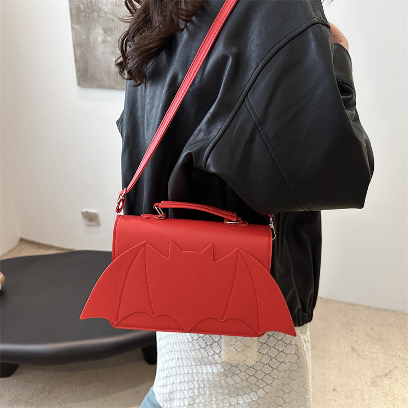 Women Halloween Bat Wing Crossbody Bag Goth Novelty PU Leather Small Square Handbag With Adjustable Strap Daily Party Bag