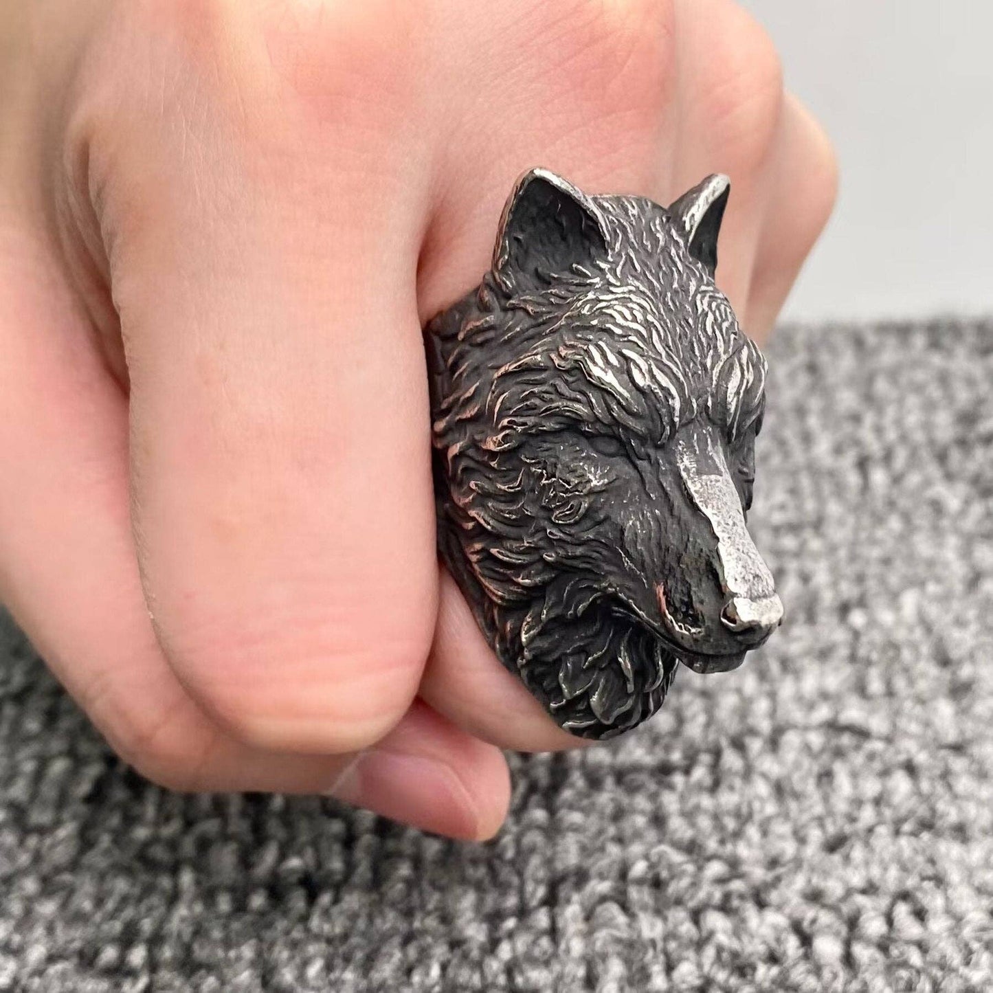 Wolf Head Smear Blackening Stainless Steel Ring - MJ/MR