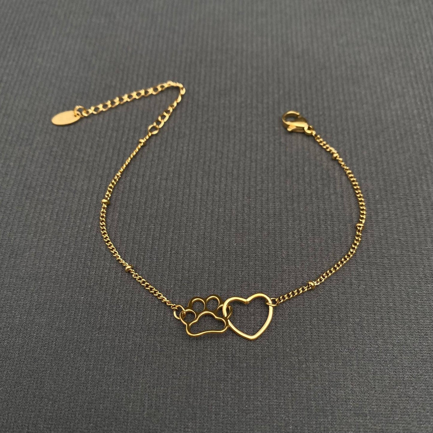 Armband mit hohlem Katzenpfoten- und Herz-Anhänger, 18 Karat vergoldet, Edelstahl