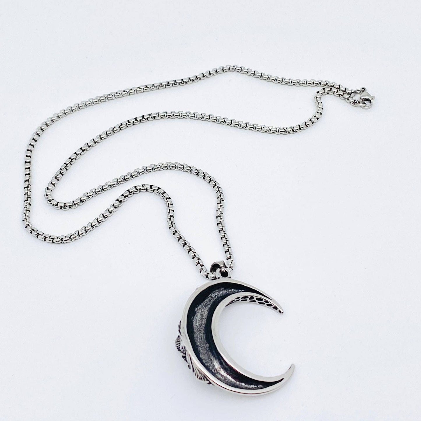 Rose Crescent Moon Charm Stainless Steel Necklace -MJ/MNP/MS: Pendant + chain