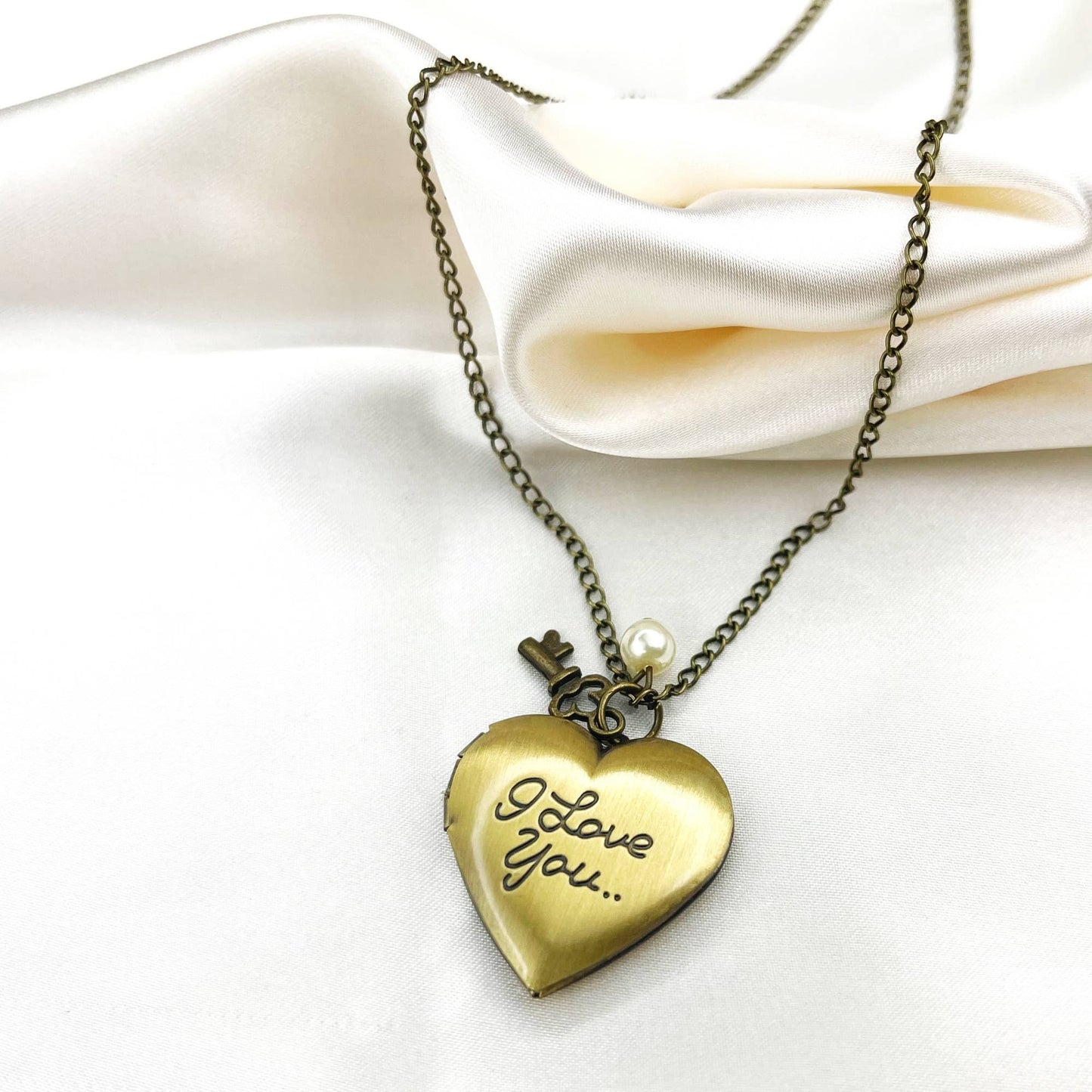 Personalised Heart Photo Medallion Key Pendant