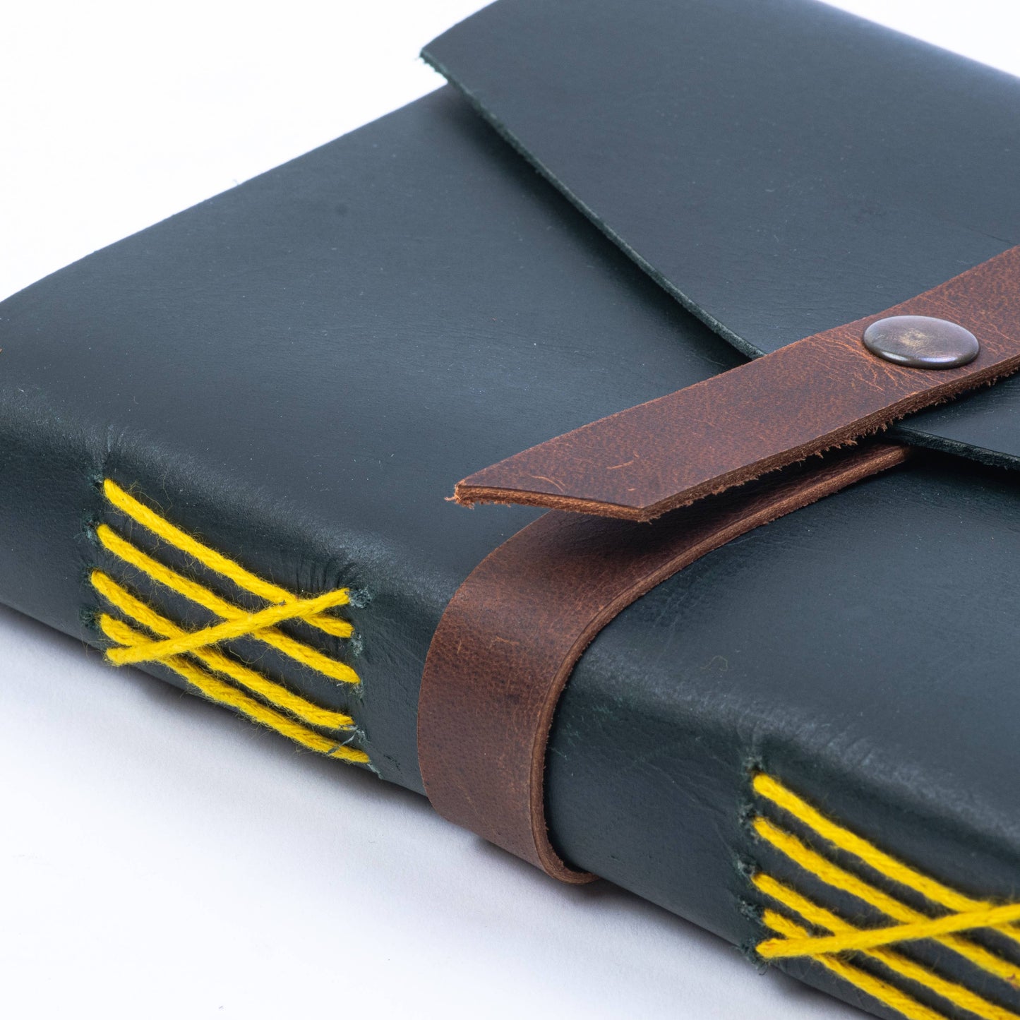 Leather journal diary with ruled craft pages: Unlined