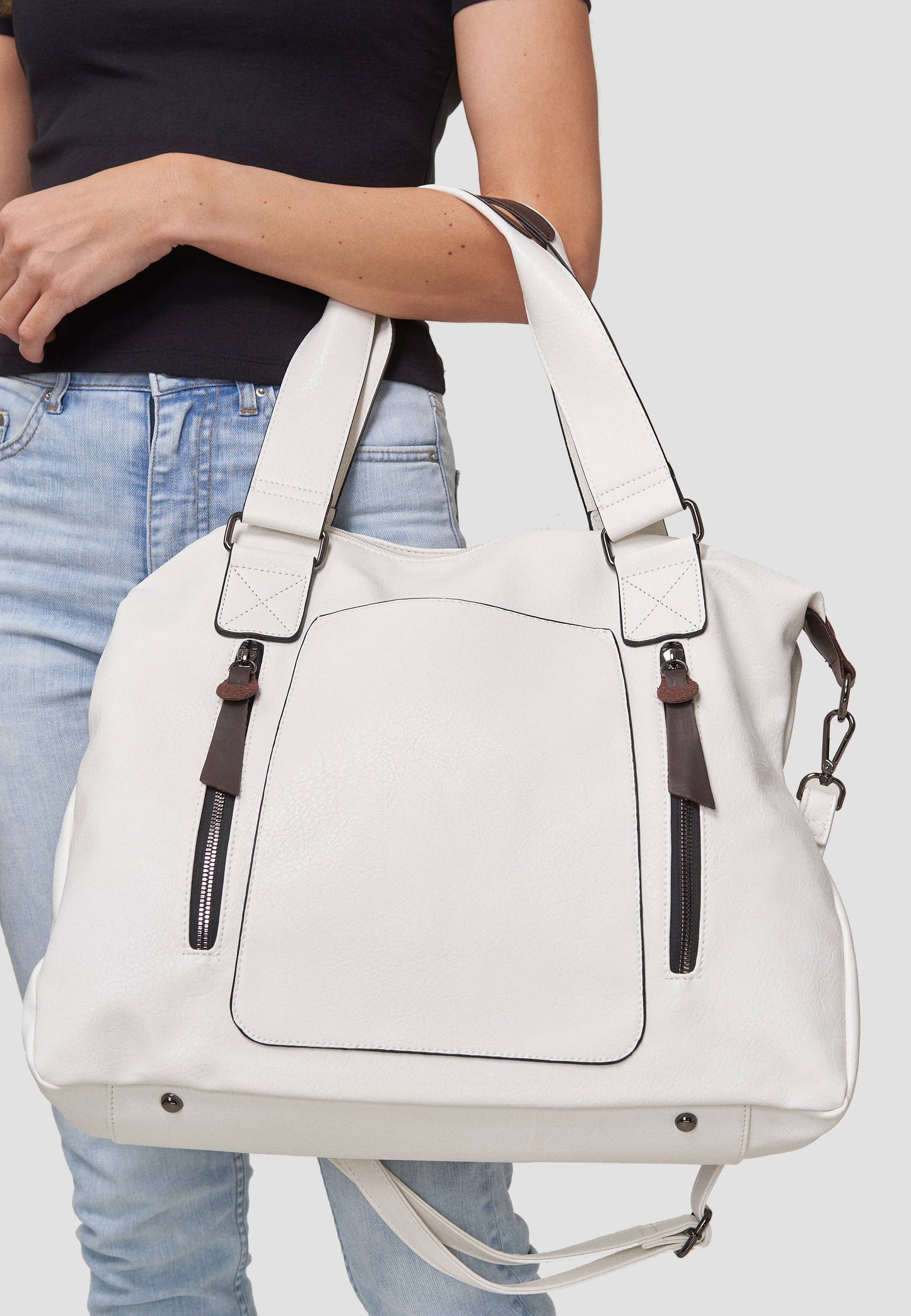 Shopper 'COLMA' - with many compartments and extra space: Black