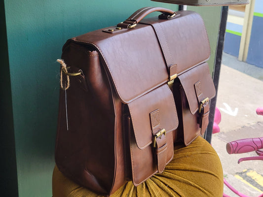 Vintage briefcase bag
